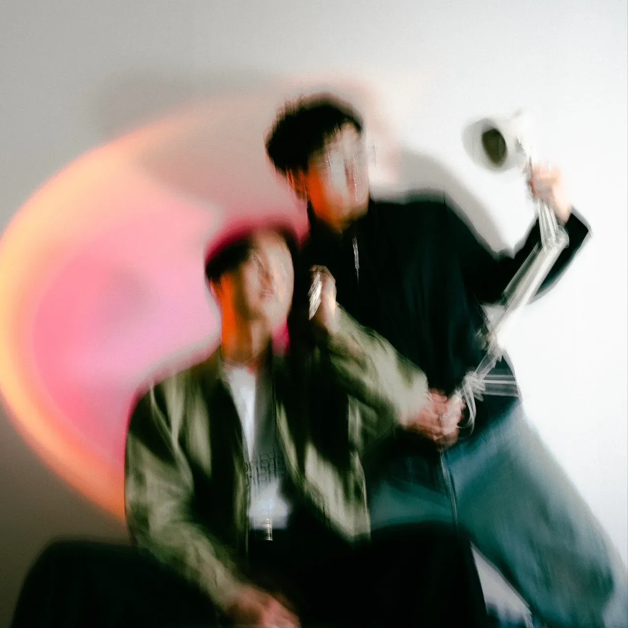 lo-key design アーティスト写真