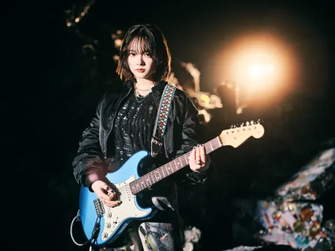 実来 artist photo